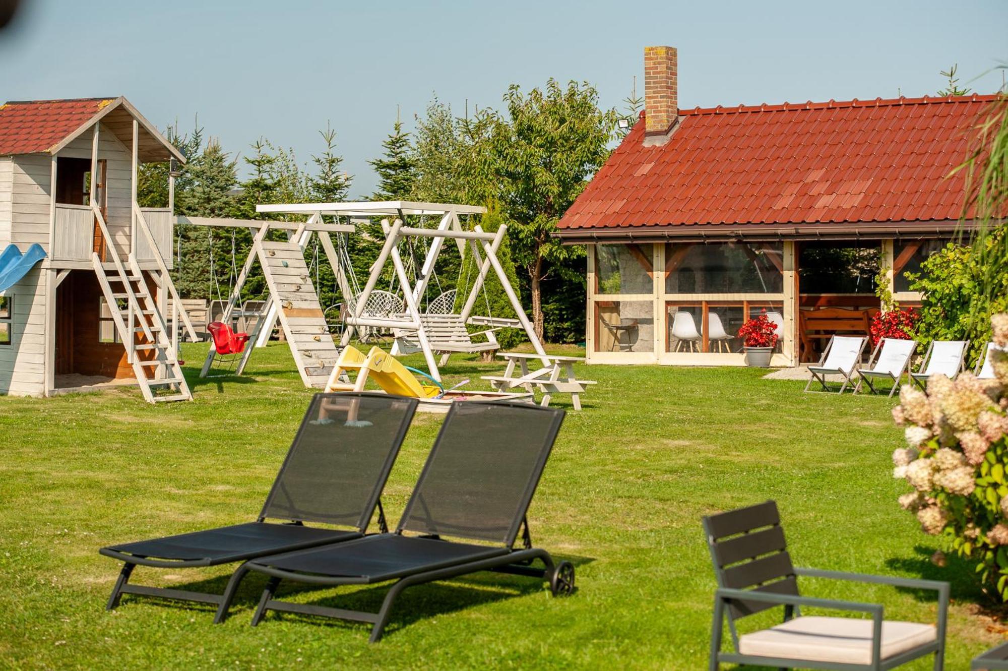 Zagaje Pokoje Goscinne Sarbinowo Exterior photo
